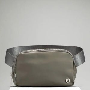 🔥NEW🔥 Lululemon Everywhere Belt Bag 1L - Grey Sage GRSG NWT Fanny Pack
